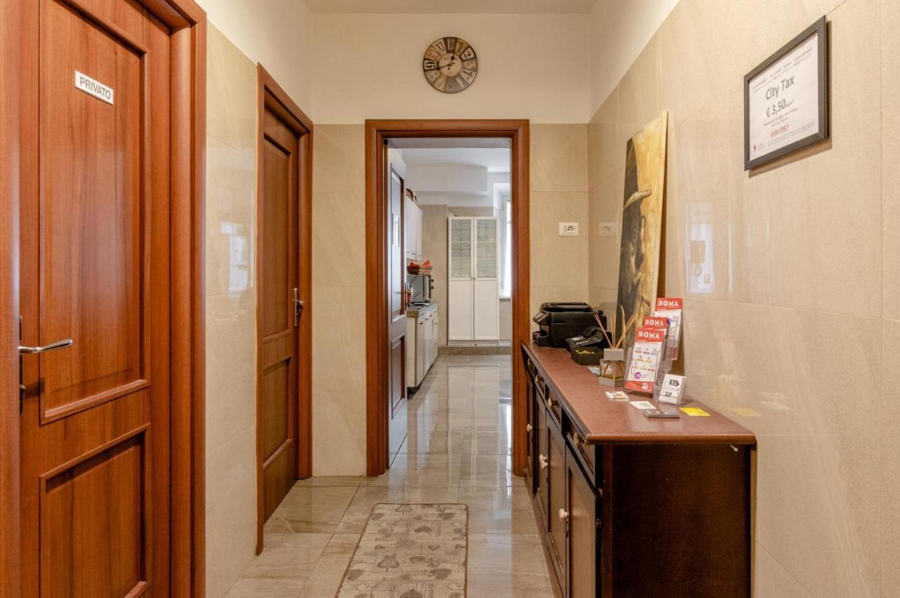 4-bdr Among Colosseum&termini 10-people * Roma